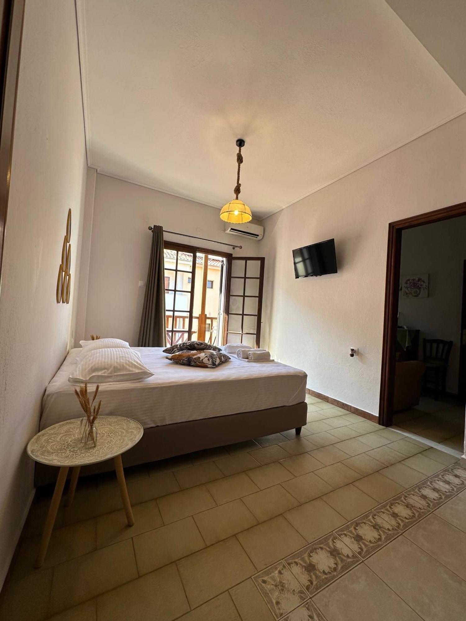 Amelia Beach Apartments Agios Ioannis  Экстерьер фото